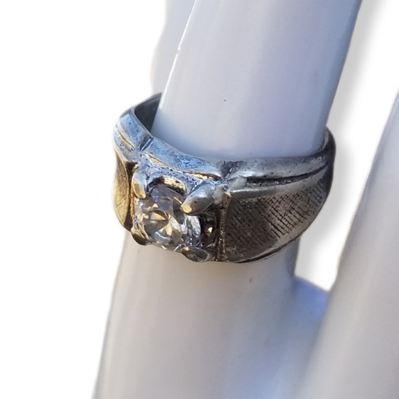 LIND STERLING SILVER & CUBIC ZIRCONIA VINTAGE RING - Picture 3 of 7